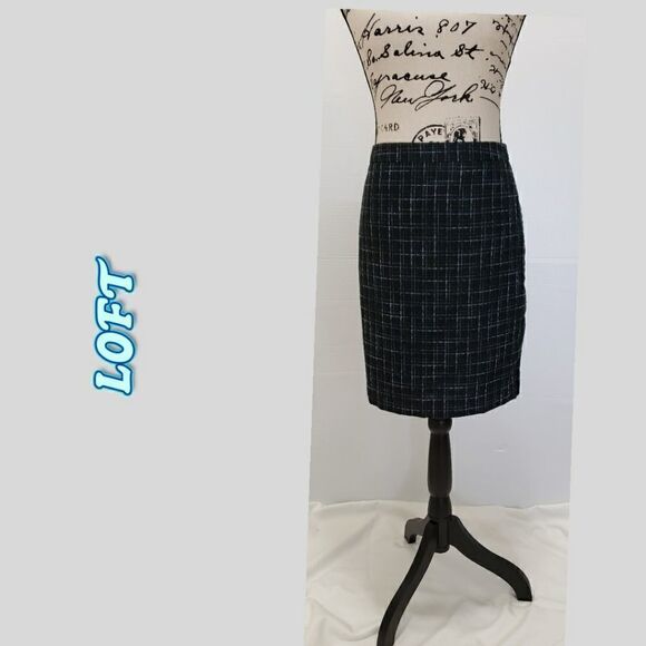 Loft Plaid pencil skirt - Picture 2 of 6